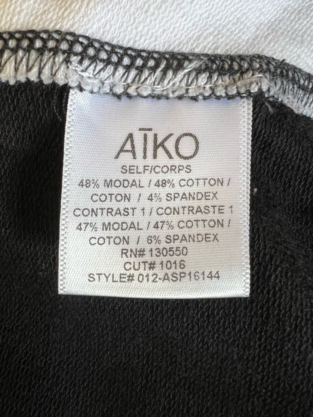 AIKO‎ Geometric Color-block Sz M Sweatshirt Black Gray White Zippers Made in USA - Picture 7 of 8
